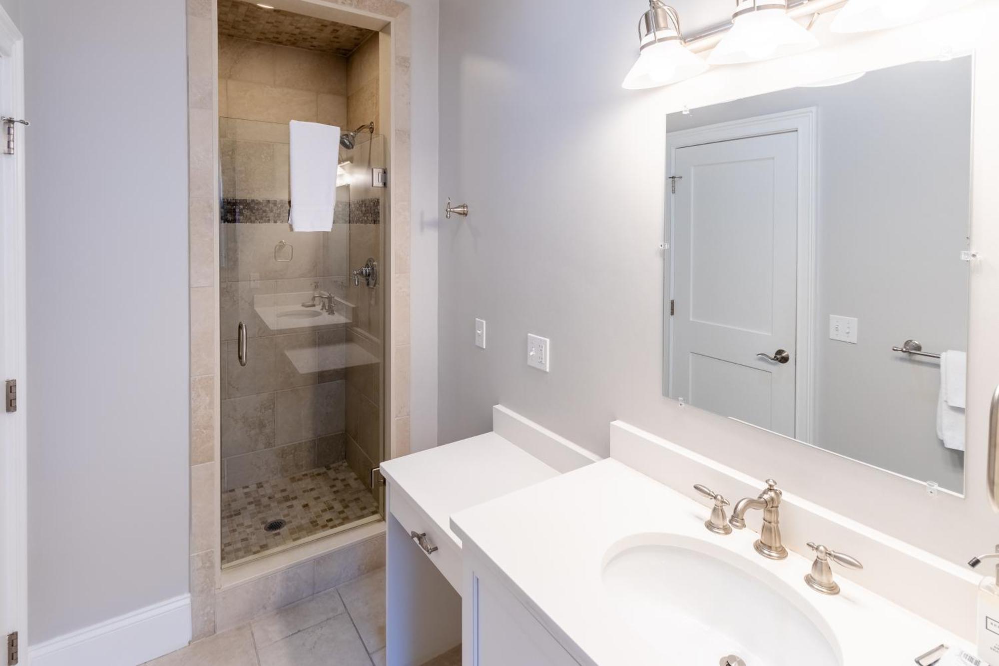 Appartamento The Newport Lofts - 546 Thames Street Esterno foto